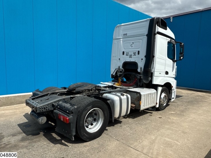 Mercedes Actros 1845