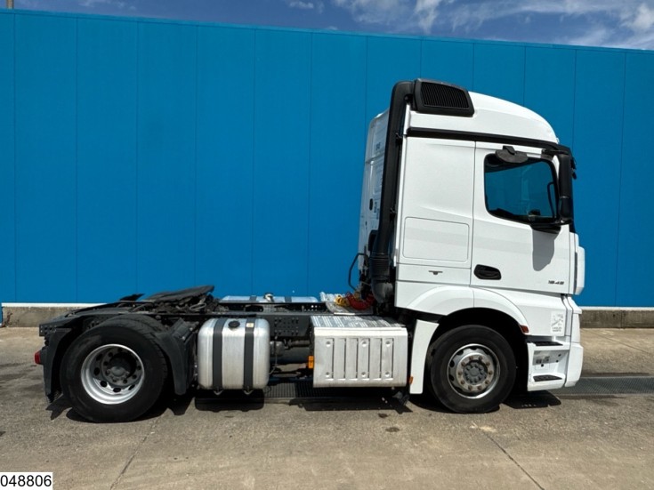 Mercedes Actros 1845
