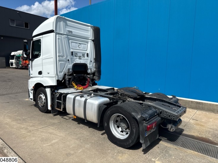 Mercedes Actros 1845
