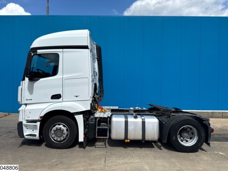 Mercedes Actros 1845