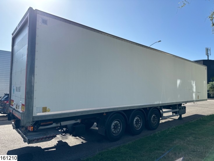 Lecitrailer gesloten bak