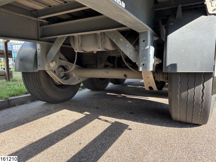 Lecitrailer gesloten bak
