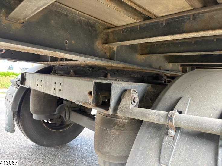 Van Hool gesloten bak