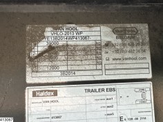 Van Hool gesloten bak