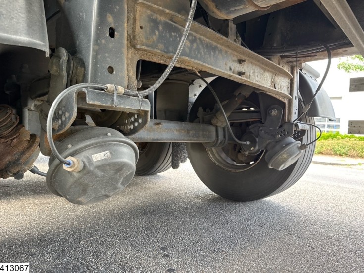 Van Hool gesloten bak