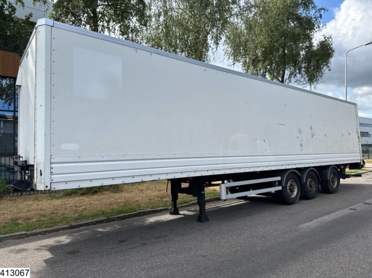 Van Hool gesloten bak