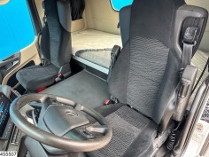 Mercedes Actros 1843