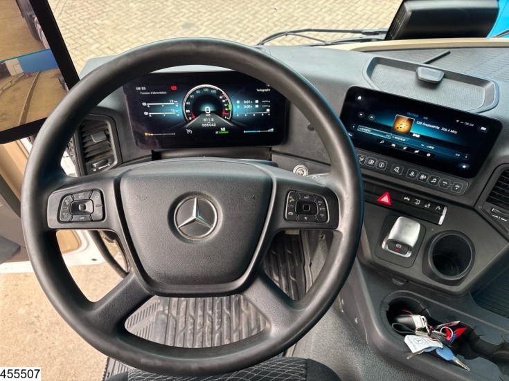 Mercedes Actros 1843