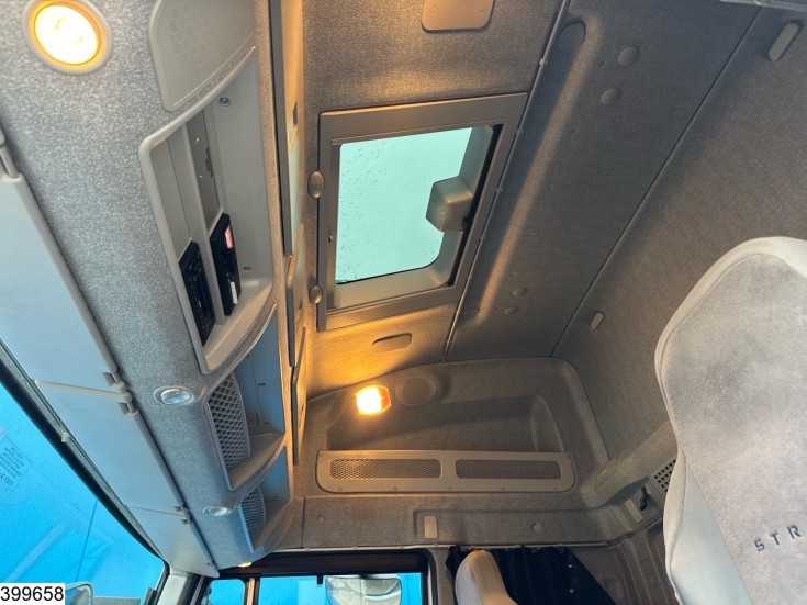 Iveco Stralis 360