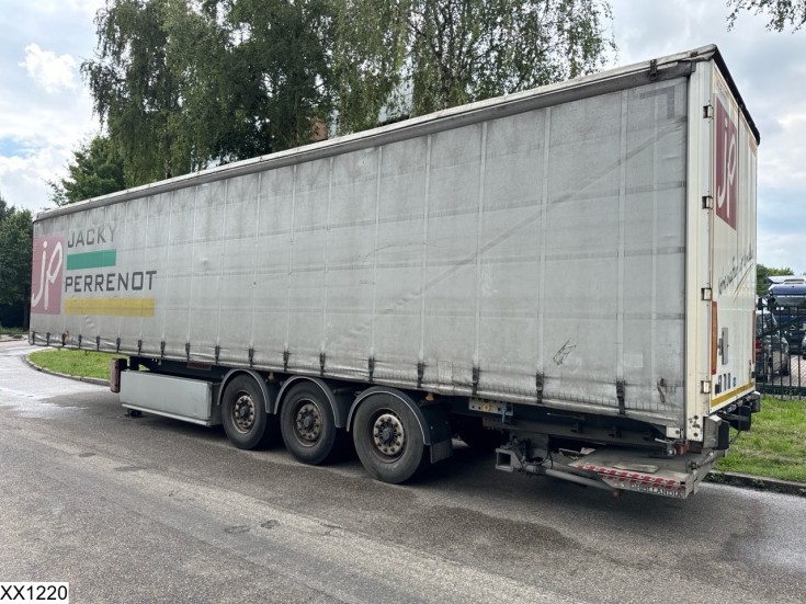 Fruehauf Tautliner