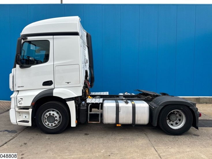Mercedes Actros 1845