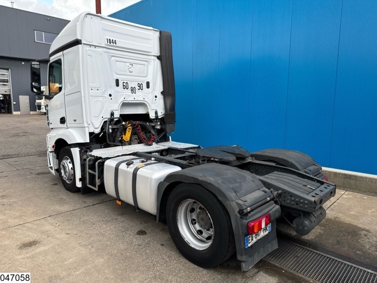 Mercedes Actros 1845