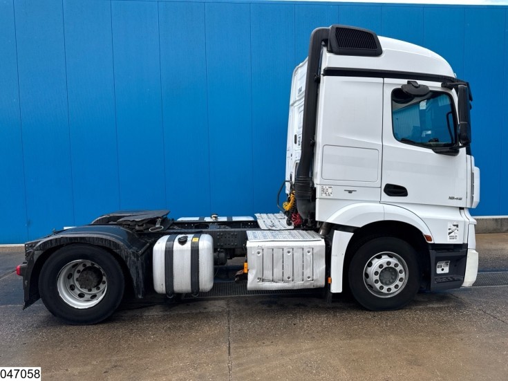 Mercedes Actros 1845