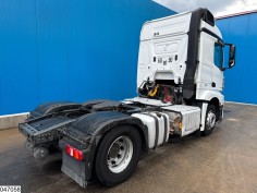 Mercedes Actros 1845