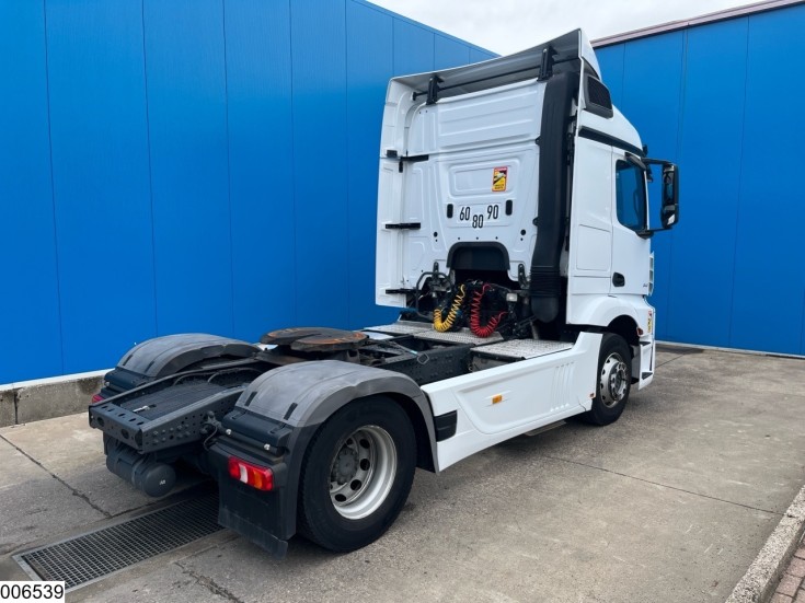 Mercedes Actros 1845