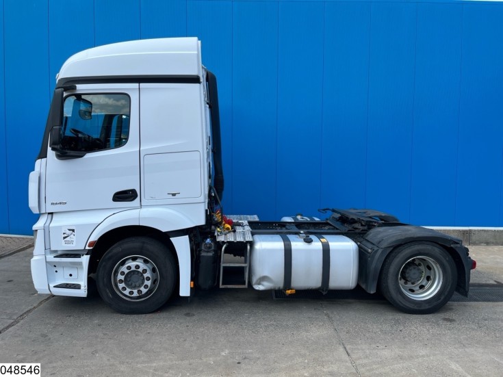 Mercedes Actros 1845