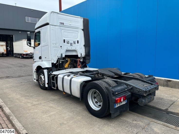 Mercedes Actros 1845