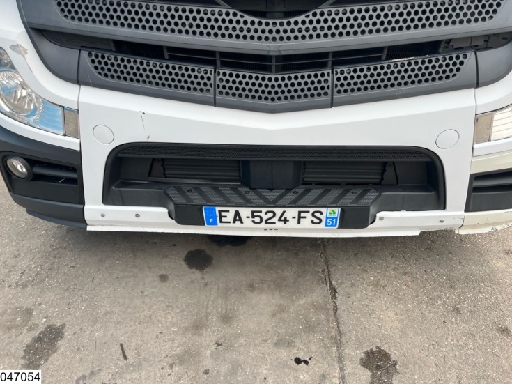Mercedes Actros 1845