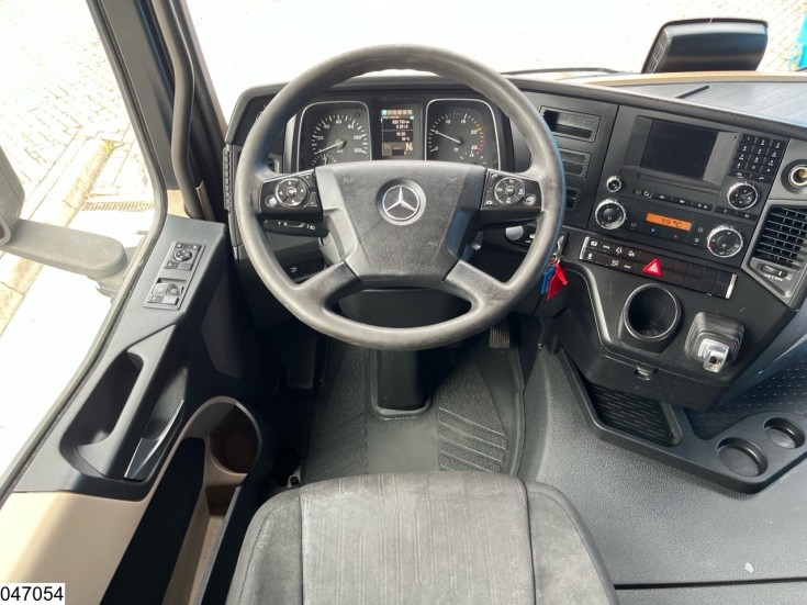 Mercedes Actros 1845