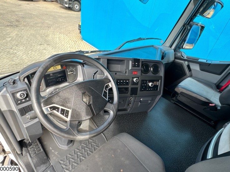 Renault T 440