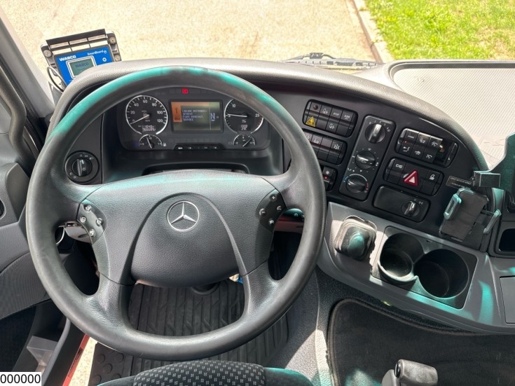 Mercedes Actros 2544