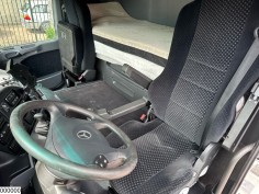 Mercedes Actros 2544