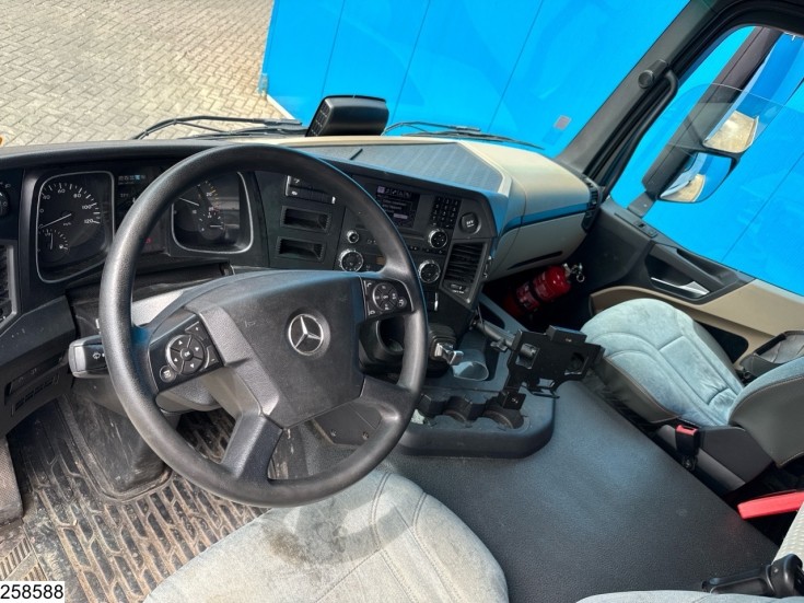 Mercedes Actros 1843