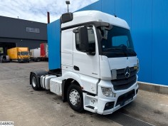 Mercedes Actros 1845
