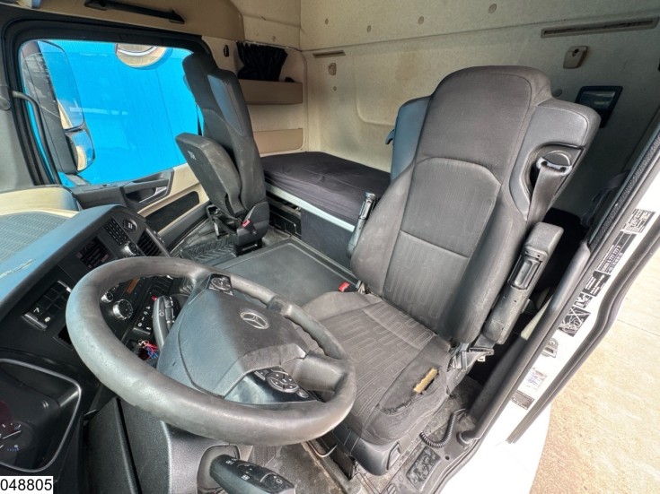 Mercedes Actros 1845