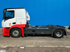 Mercedes Actros 1843