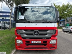 Mercedes Actros 2544