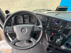 Mercedes Actros 1843