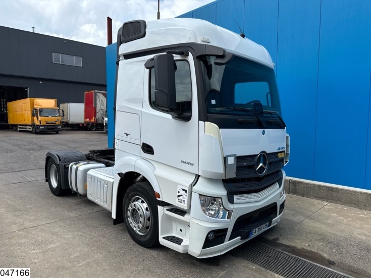 Mercedes Actros 1845