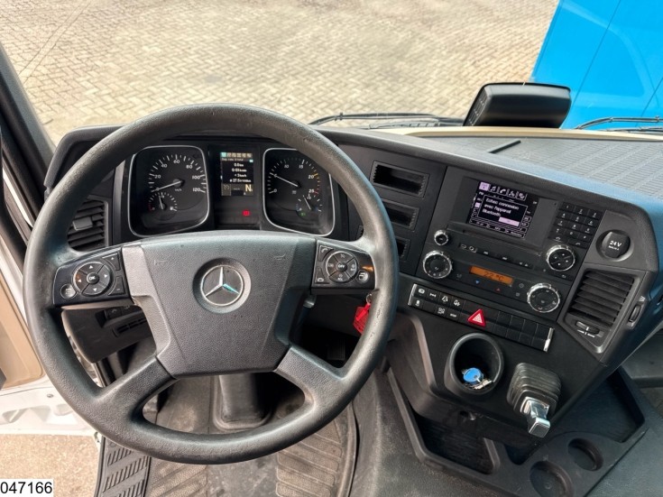 Mercedes Actros 1845