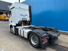 Mercedes Actros 1845