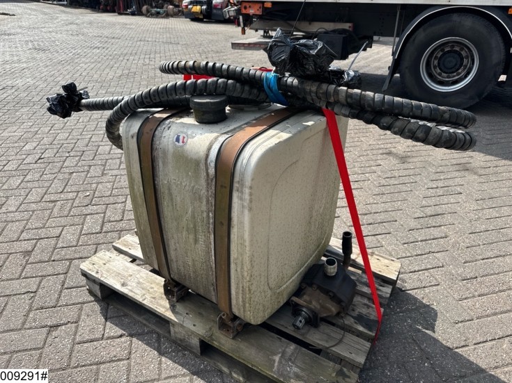 Universeel Pump, tank and hydraulic hoses
