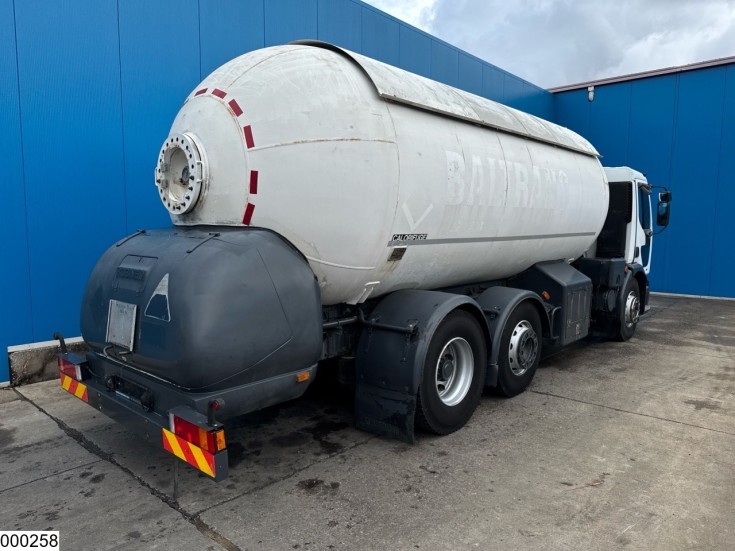 Renault Premium 300
