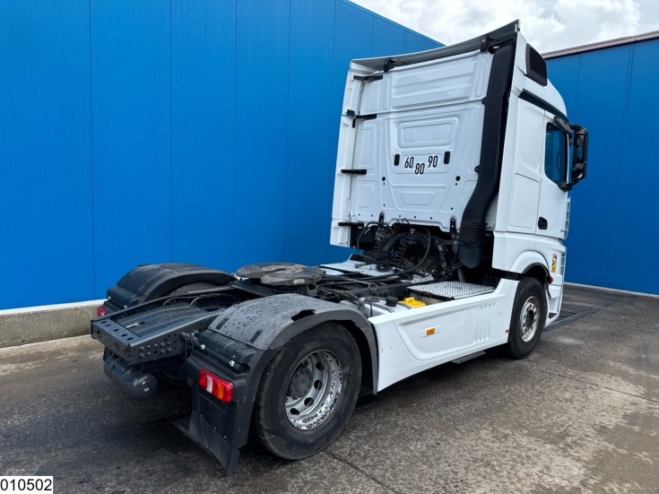 Mercedes Actros 1845