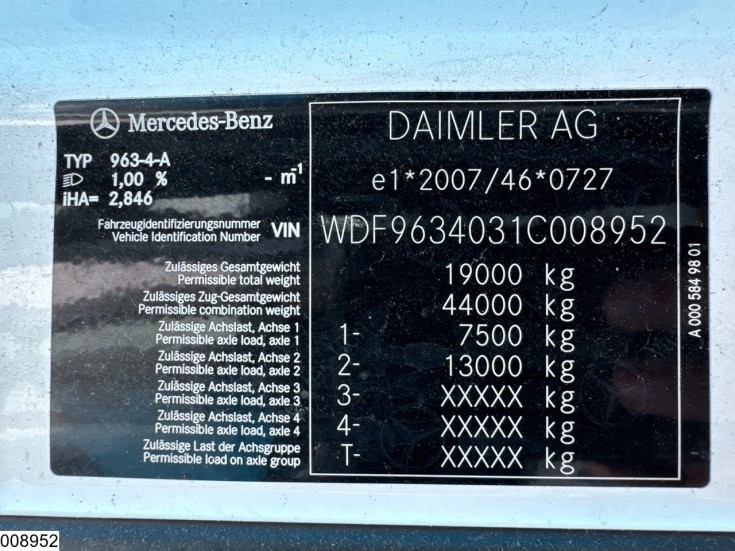 Mercedes Actros 1845