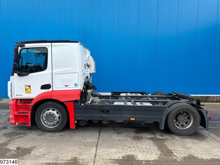 Mercedes Actros 1843