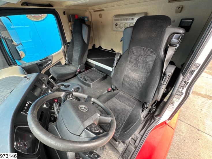 Mercedes Actros 1843