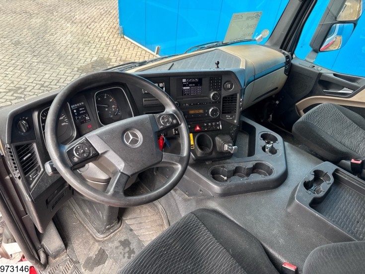 Mercedes Actros 1843