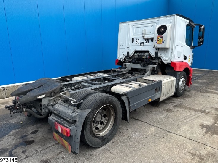 Mercedes Actros 1843