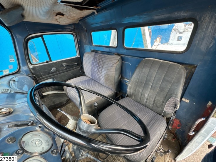 Mercedes 1513