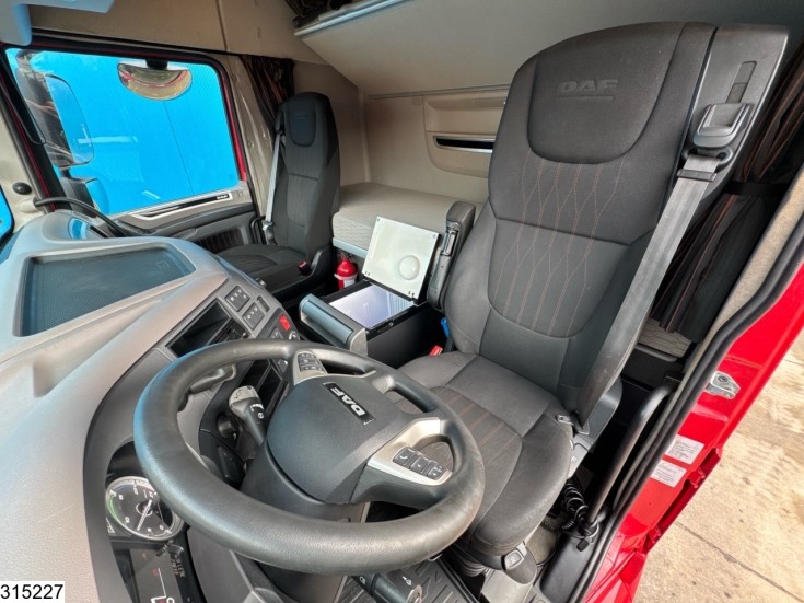 DAF XF 530