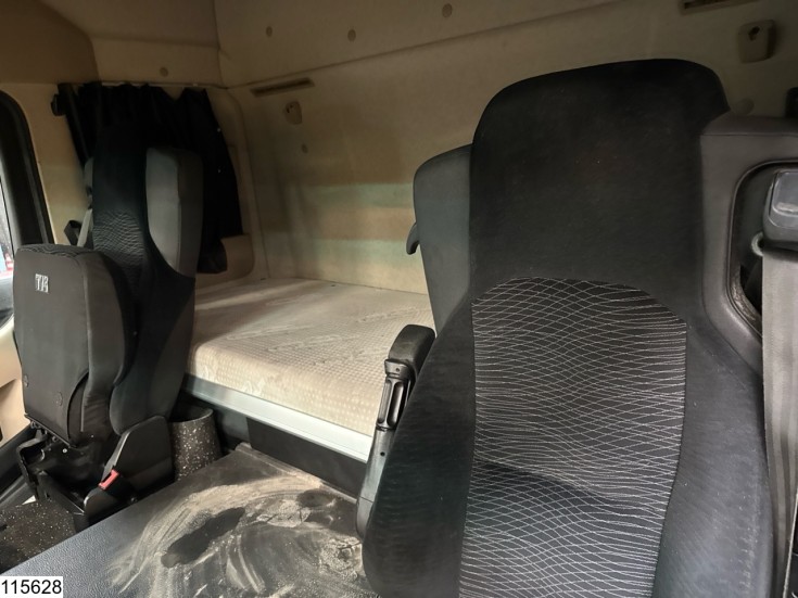 Mercedes Actros 1843