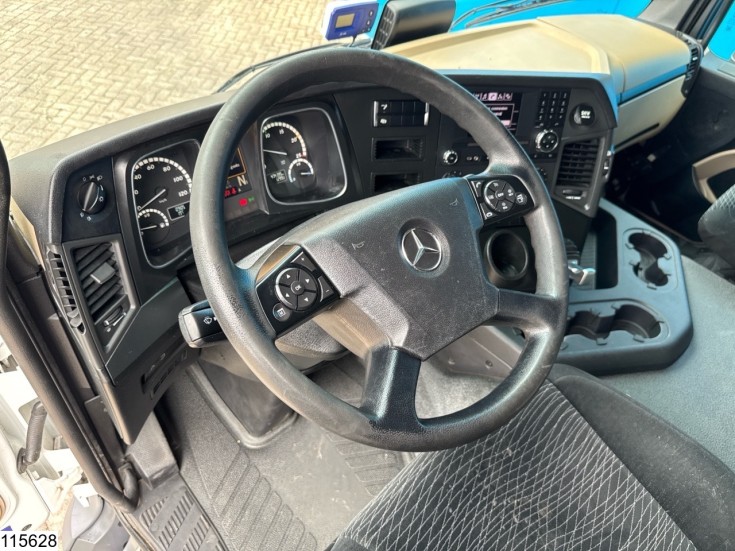 Mercedes Actros 1843