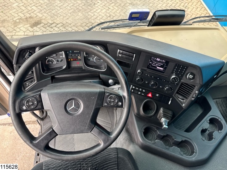 Mercedes Actros 1843