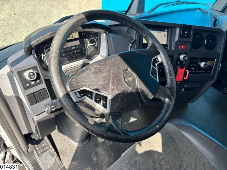 Renault T 440