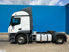 Mercedes Actros 1843